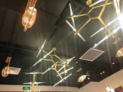 -极有家小鱼小鸡石锅煲(佳兆业店)