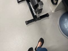 -超级猩猩健身·私教(上海体育场店)