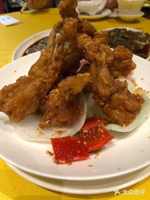 金玉满堂潮州酒楼(无限极荟购物广场店)椒盐牛蛙图片