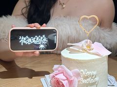 -鹿里烘焙LulyBaking(东二环泰禾广场店)