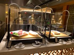 -东西风牛排馆周末烧烤自助(首都机场希尔顿店)