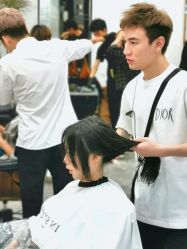 -INSTYLE造型·明星店