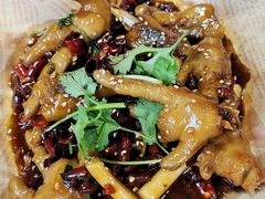 -依呀呀ktv烧烤小串(中山西路店)