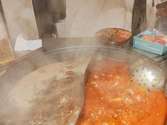 -鹿鸣山草本茶香火锅(园西路店)