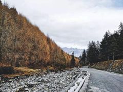 -硗碛藏寨·神木垒景区