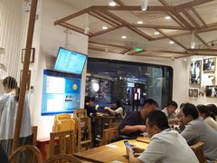 大堂-小满手工粉(上海品尊国际店)