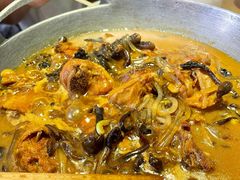 小鸡炖蘑菇-关东小磨东北菜(上海长风大悦城店)