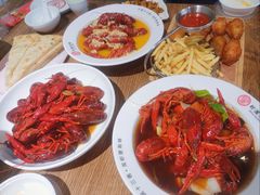 -叶派龙虾•招牌香辣蟹·海鲜(中海国际店)