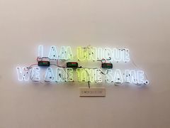 -UNI UNI(环亚凯瑟琳店)