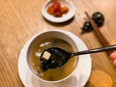 味增汤-丽思卡尔顿·炙焰·铁板烧餐厅