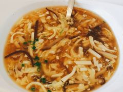 海派酸辣汤-上海年代·浙菜家烧·小海鲜(水上东路店)