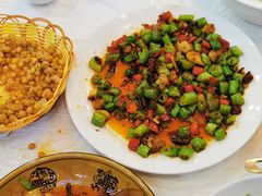 -乡土特色.冷锅鱼.牦牛肉汤锅