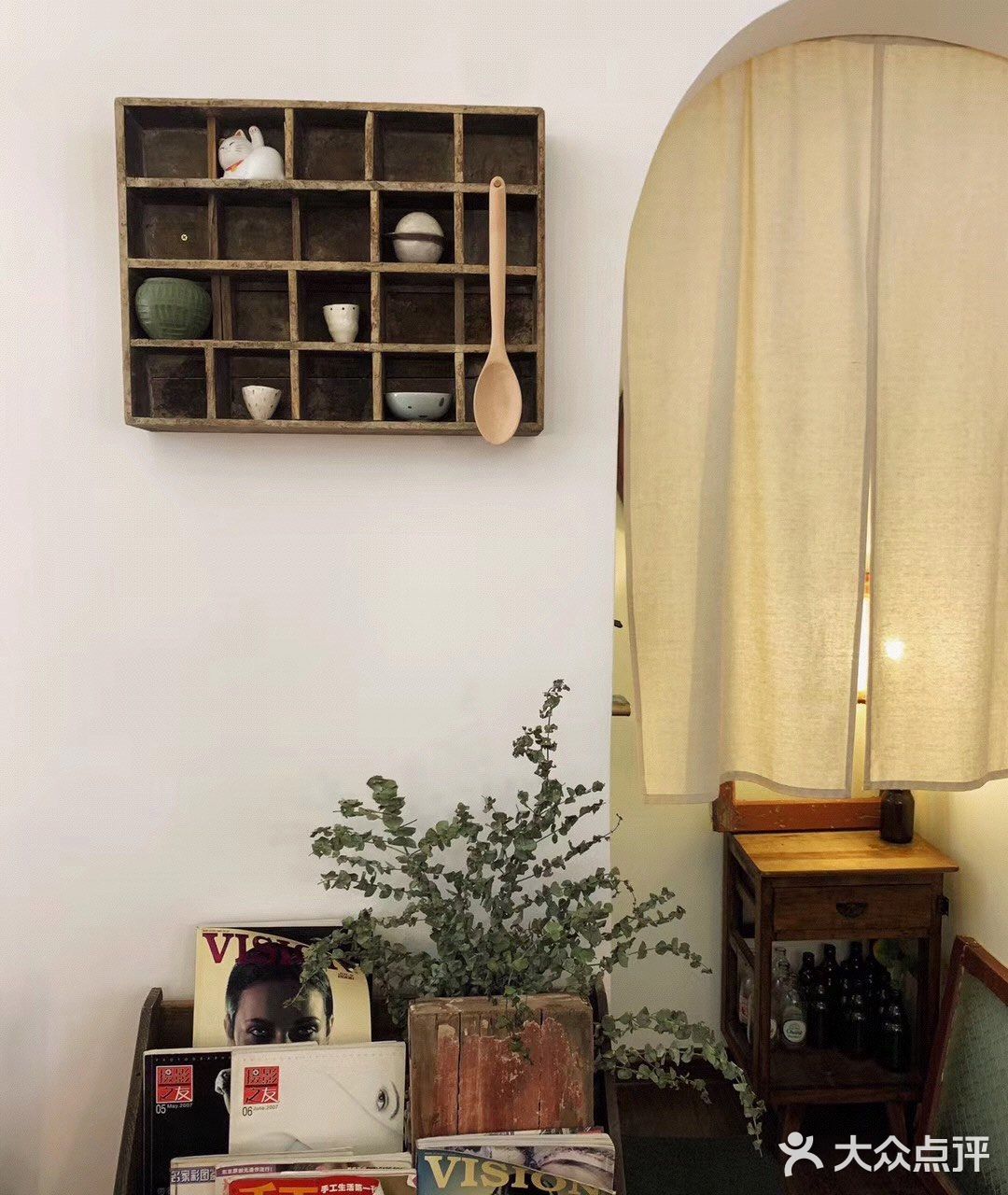 和长沙小食院风格很相似的一家湘潭小食堂