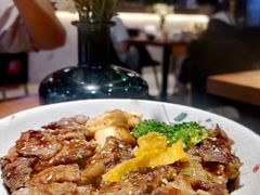 -POKEE VIA&Brunch·维娅(重庆来福士店)