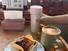 -AHAVA·Fang Baking Studio