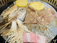 -阪尚皇·原切牛排·烤肉火锅自助(北京路店)