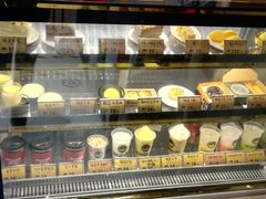 面包甜点陈列柜-MUSANG KING猫山王(龙湖杭州滨江天街店)
