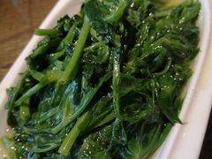 清炒豌豆尖-渝信川菜 · 川味家常菜(长安店)