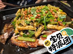 -俏巴妹烤鱼香锅(奥体店)
