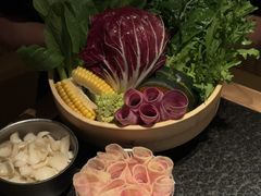 -三出山火锅(万象天地店)