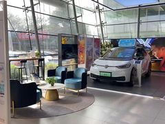 -上汽大众4S店(上海冠松店)