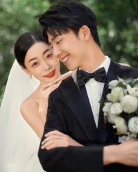 -钟爱一生婚纱摄影旗舰店