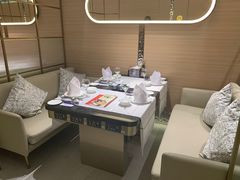 -红鼎豆捞·非遗鲍皇汤火锅(宝丰路店)