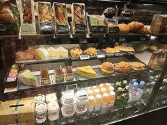 -星巴克(上海虹桥新天地二店)