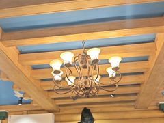 -米德维奇俄式西餐厅(西六道街店)