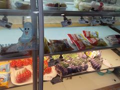 面包甜点陈列柜-一鸣真鲜奶吧(汇金店)
