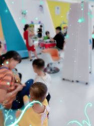 -爆米花儿童美发乐园(布吉华润万象汇店)