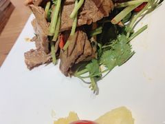 -云海肴·汽锅鸡·云南菜(天山百盛优客店)