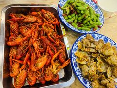 -江城燕子大排档(江汉路步行街店)