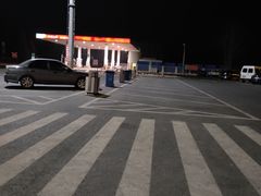 -窦店服务区-停车场