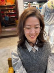 点击看大图 -T.1 hair salon烫染接发