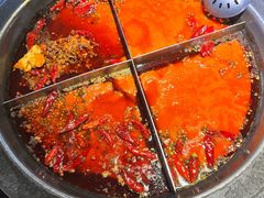 特色红汤-陈眼镜火锅(总店)