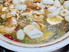 -东巴谷野生菌火锅餐厅