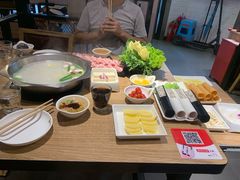 -彤德莱火锅(乐陵路店)