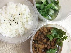 卤肉饭-鹿港小镇(滨北店)