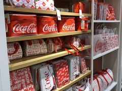 -名创优品(广东省广州琶洲保利广场店)