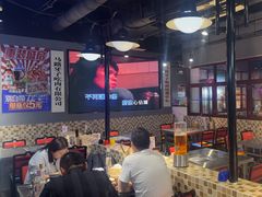 -马路牙子烧烤音乐酒馆(望京店)