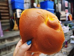 -钟楼大面包