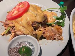 -大头虾越式风味餐厅(光明广场店)