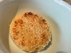 油酥饼-卯时·龙光雅宴·精致锡帮菜(惠山古镇店)