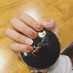 -孔雀手美甲美睫护理