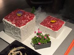 -左庭右院鲜牛肉火锅黑金店(陆家嘴中心店)
