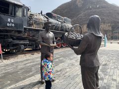 -百里峡七彩艺术小镇