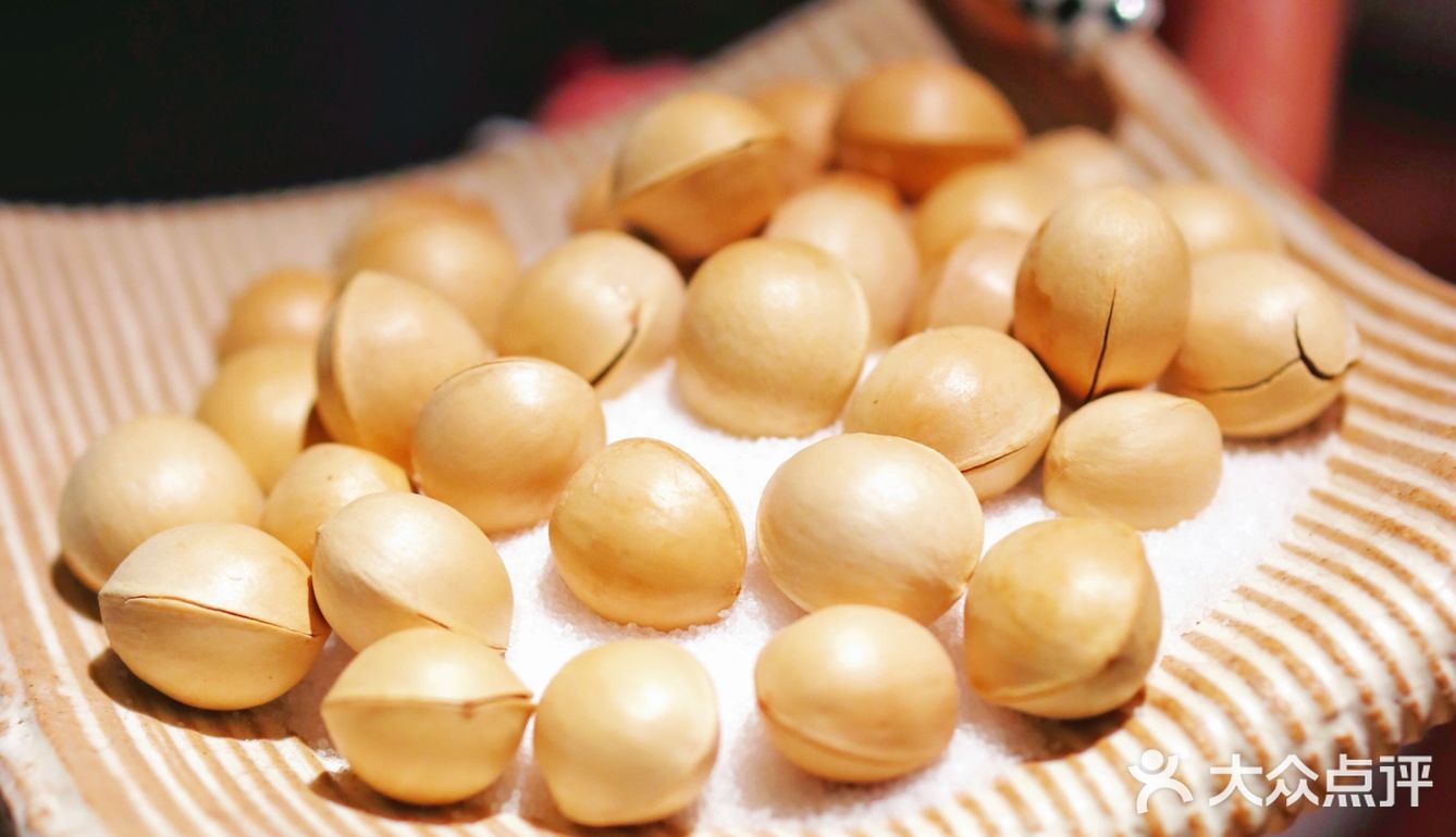 王校长zui爱的烧鸟居酒屋？！魔都ruich氛围感爆棚💥