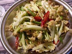 -俭寨大盘鸡·缸子肉·小公鸡·新疆菜(云通店)