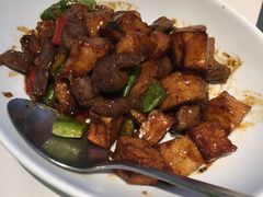 珍菌爆牛肉粒-汤城小厨•粤菜•靓汤(金宝街店)